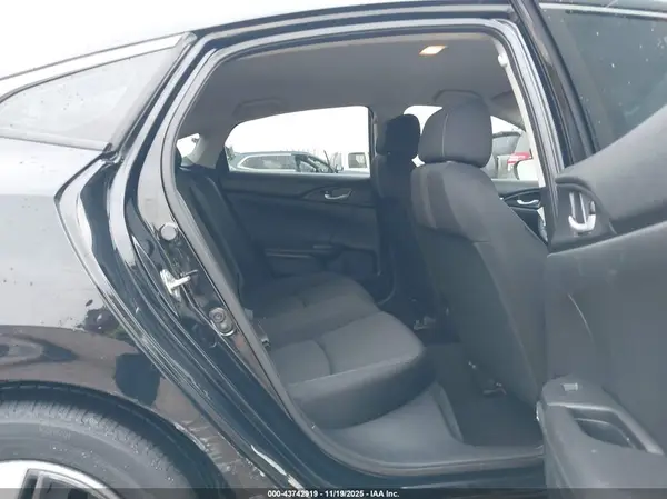 19XFC2F67KE044905 2019 HONDA CIVIC - Image 8