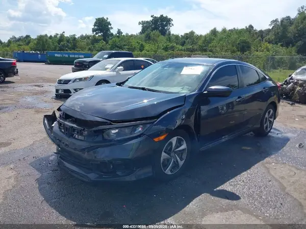 19XFC2F67KE050199 2019 HONDA CIVIC - Image 2