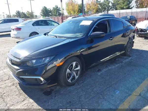 19XFC2F67KE212106 2019 HONDA CIVIC - Image 2