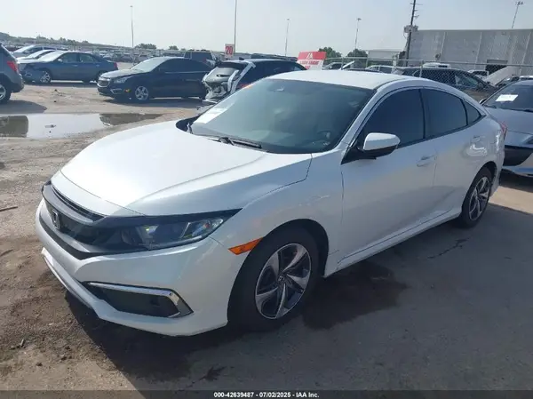 19XFC2F67LE011713 2020 HONDA CIVIC - Image 2