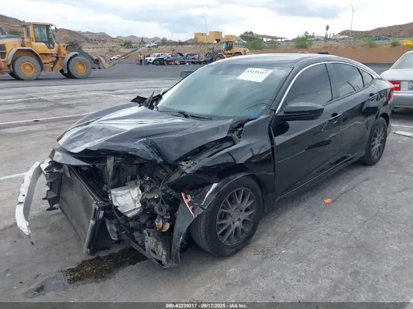 19XFC2F67LE216884 2020 HONDA CIVIC - Image 2
