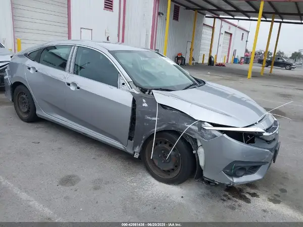 19XFC2F68GE215619 2016 HONDA CIVIC - Image 1