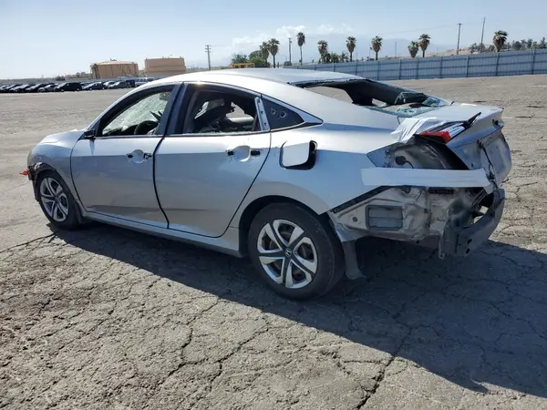 19XFC2F68JE027531 2018 HONDA CIVIC - Image 2