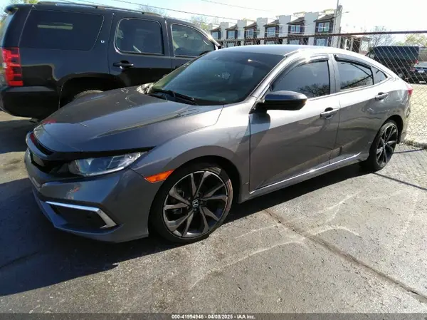 19XFC2F68KE011251 2019 HONDA CIVIC - Image 2