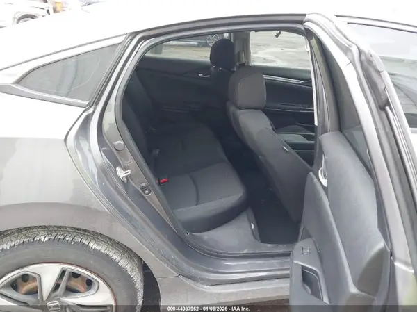 19XFC2F68KE013064 2019 HONDA CIVIC - Image 8