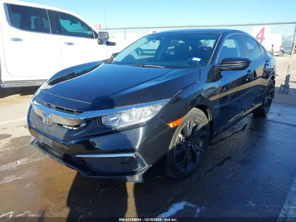 19XFC2F68KE031368 2019 HONDA CIVIC - Image 2