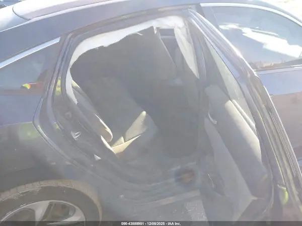 19XFC2F68KE034576 2019 HONDA CIVIC - Image 8