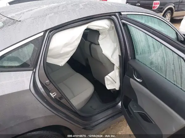 19XFC2F68KE037770 2019 HONDA CIVIC - Image 8