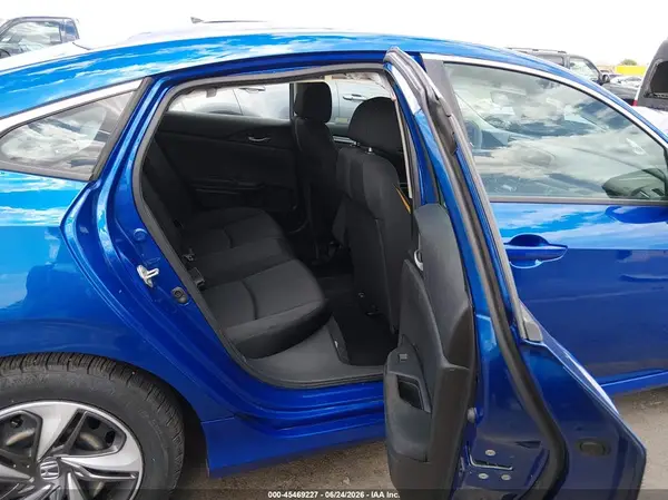 19XFC2F68KE045206 2019 HONDA CIVIC - Image 8