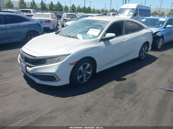 19XFC2F68KE204760 2019 HONDA CIVIC - Image 2