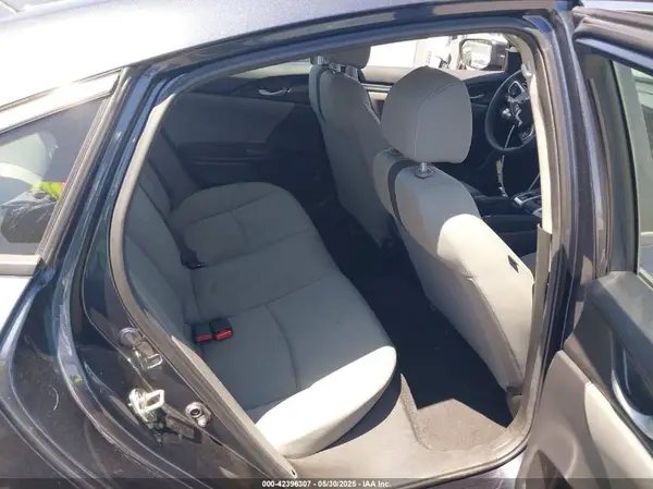 19XFC2F68KE207013 2019 HONDA CIVIC - Image 8