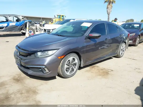 19XFC2F68KE207657 2019 HONDA CIVIC - Image 2