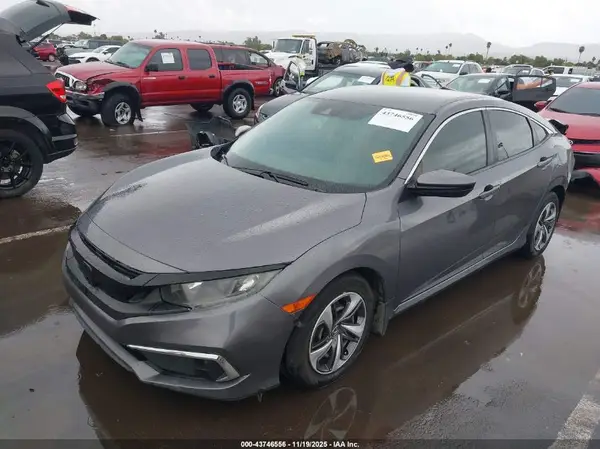 19XFC2F68LE008710 2020 HONDA CIVIC - Image 2
