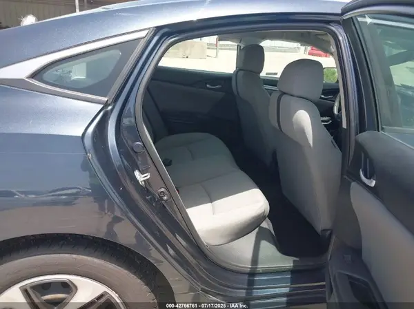 19XFC2F69KE000968 2019 HONDA CIVIC - Image 8