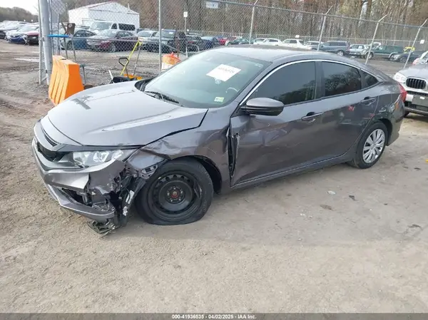 19XFC2F69KE013848 2019 HONDA CIVIC - Image 2