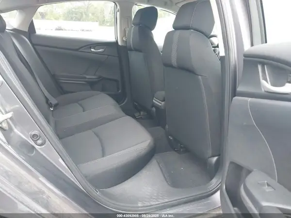 19XFC2F69KE035185 2019 HONDA CIVIC - Image 8