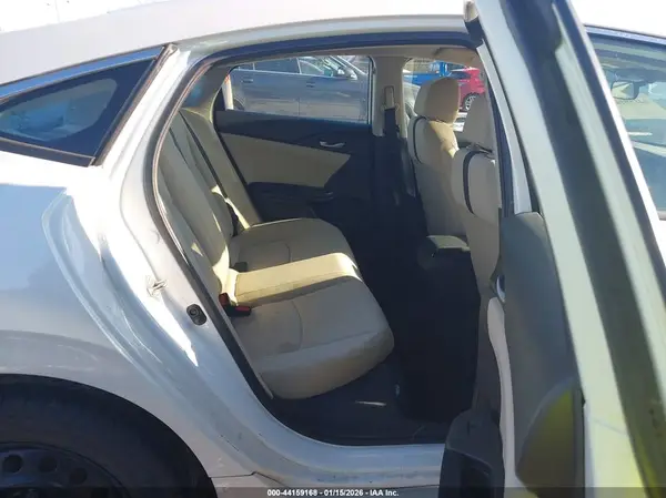 19XFC2F69KE210695 2019 HONDA CIVIC - Image 8