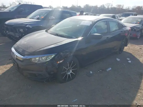 19XFC2F6XHE038489 2017 HONDA CIVIC - Image 2