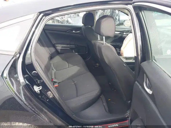 19XFC2F6XJE033041 2018 HONDA CIVIC - Image 8