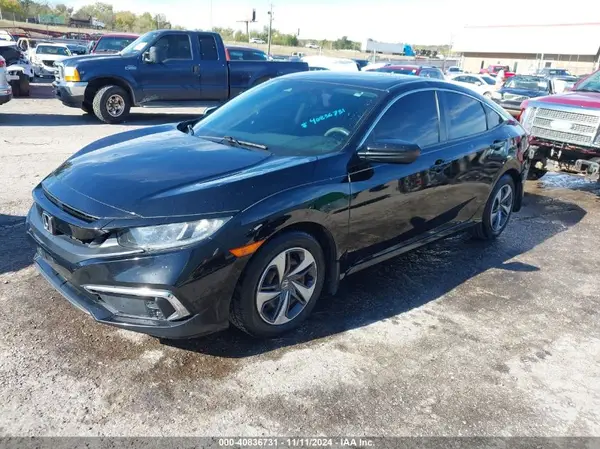 19XFC2F6XKE002082 2019 HONDA CIVIC - Image 2