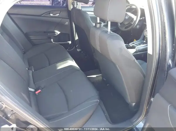 19XFC2F6XKE002082 2019 HONDA CIVIC - Image 8