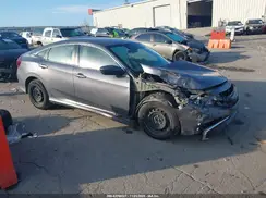 19XFC2F6XKE018332 2019 HONDA CIVIC