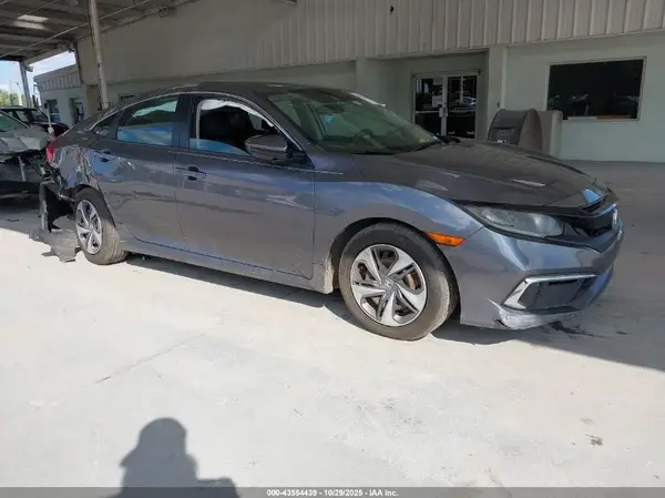19XFC2F6XKE038225 2019 HONDA CIVIC - Image 1