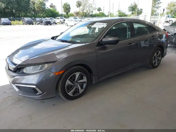 19XFC2F6XKE038225 2019 HONDA CIVIC - Image 2