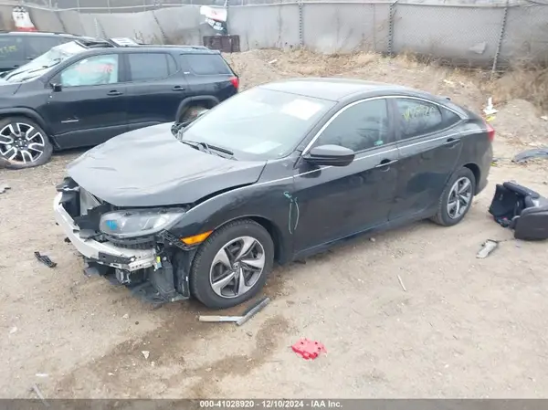 19XFC2F6XKE044767 2019 HONDA CIVIC - Image 2