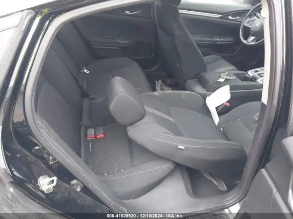19XFC2F6XKE044767 2019 HONDA CIVIC - Image 8