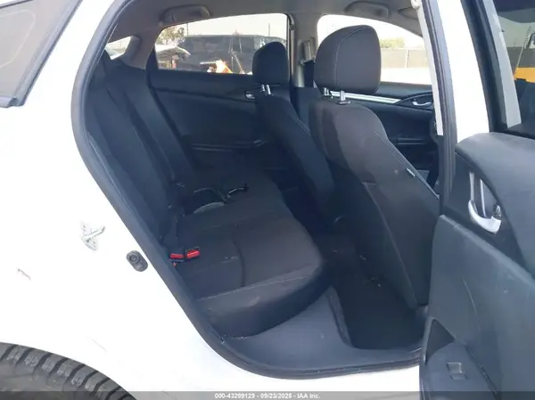 19XFC2F6XKE202914 2019 HONDA CIVIC - Image 8