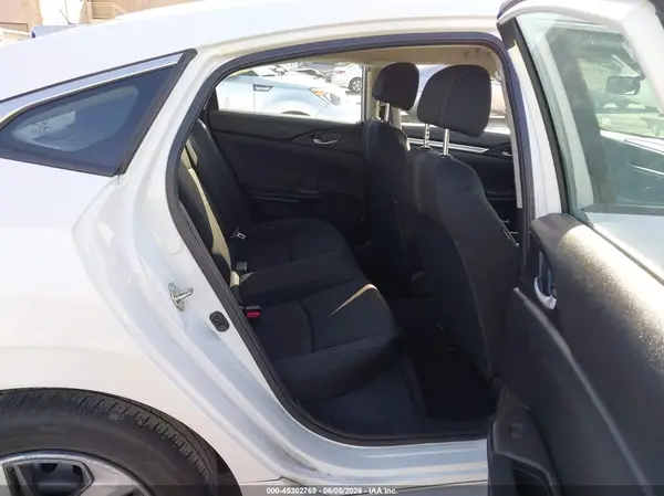 19XFC2F6XKE214447 2019 HONDA CIVIC - Image 8