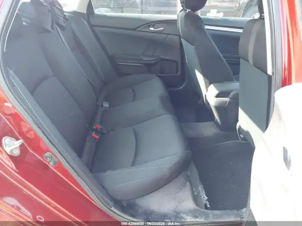 19XFC2F6XKE215324 2019 HONDA CIVIC - Image 8