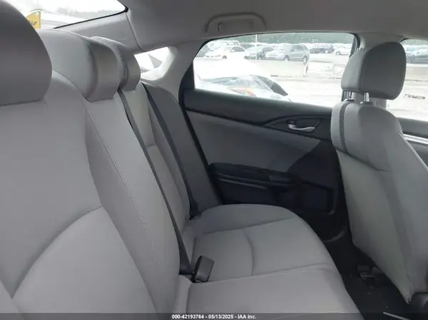 19XFC2F6XLE015643 2020 HONDA CIVIC - Image 8