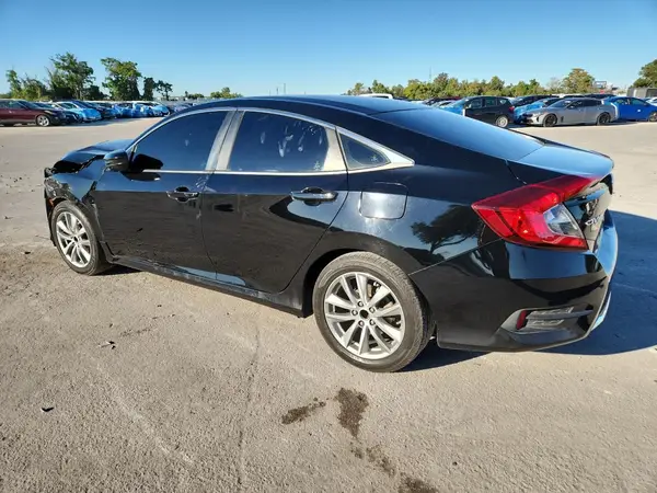 19XFC2F6XLE015920 2020 HONDA CIVIC - Image 2