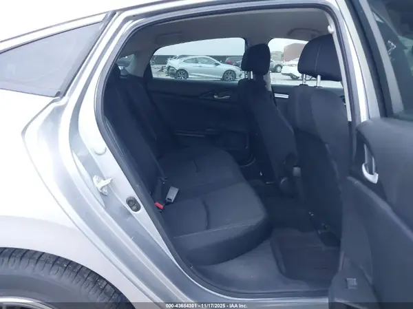 19XFC2F6XLE017263 2020 HONDA CIVIC - Image 8