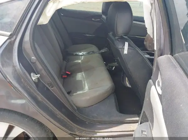 19XFC2F70GE001538 2016 HONDA CIVIC - Image 8