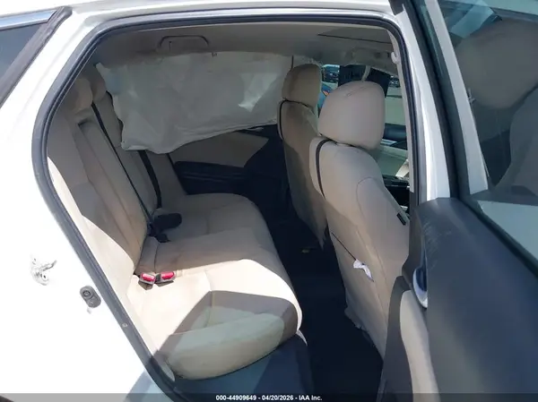 19XFC2F70GE001670 2016 HONDA CIVIC - Image 8