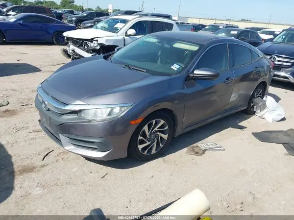 19XFC2F70GE016198 2016 HONDA CIVIC - Image 2