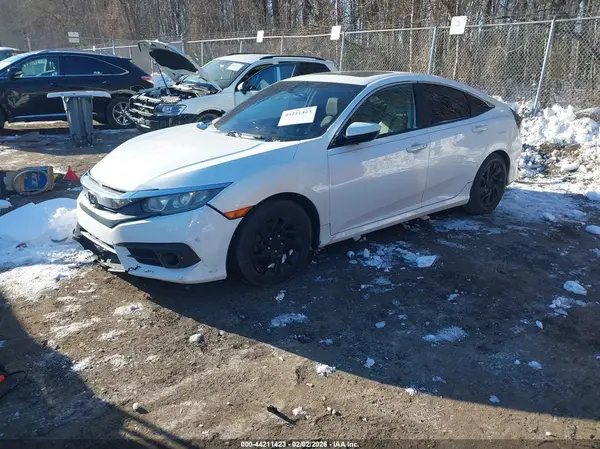 19XFC2F70GE045121 2016 HONDA CIVIC - Image 2