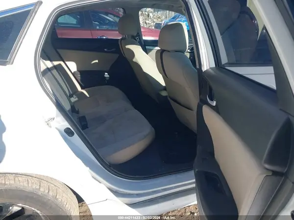 19XFC2F70GE045121 2016 HONDA CIVIC - Image 8