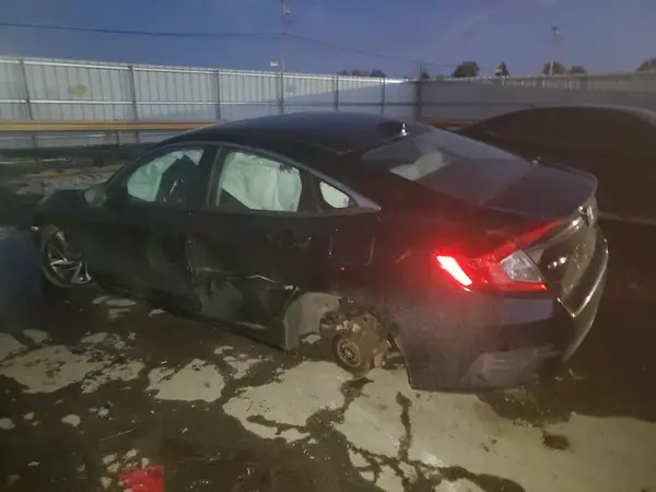 19XFC2F70GE050240 2016 HONDA CIVIC - Image 2