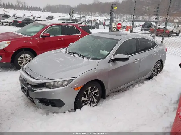 19XFC2F70GE054028 2016 HONDA CIVIC - Image 2