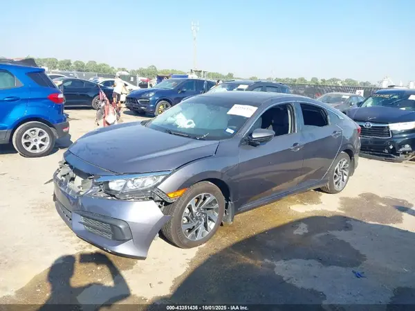 19XFC2F70GE055177 2016 HONDA CIVIC - Image 2