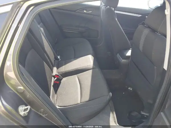 19XFC2F70GE057916 2016 HONDA CIVIC - Image 8