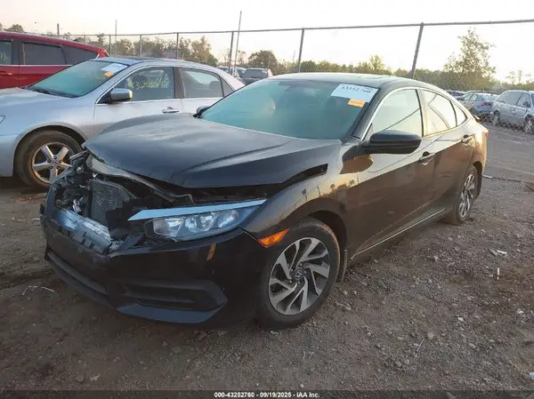 19XFC2F70GE078099 2016 HONDA CIVIC - Image 2