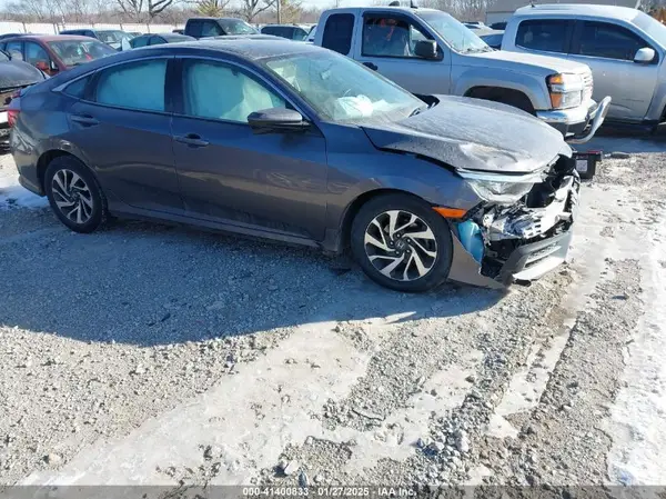 19XFC2F70GE086798 2016 HONDA CIVIC - Image 1