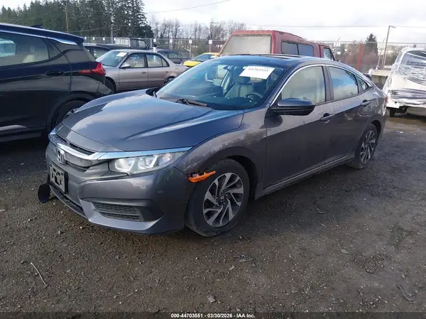19XFC2F70GE239812 2016 HONDA CIVIC - Image 2