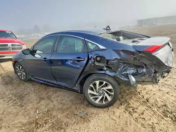 19XFC2F70HE001573 2017 HONDA CIVIC - Image 2