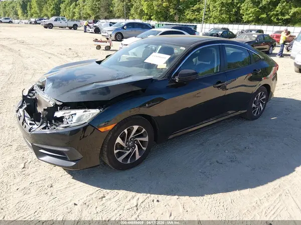 19XFC2F70HE004697 2017 HONDA CIVIC - Image 2